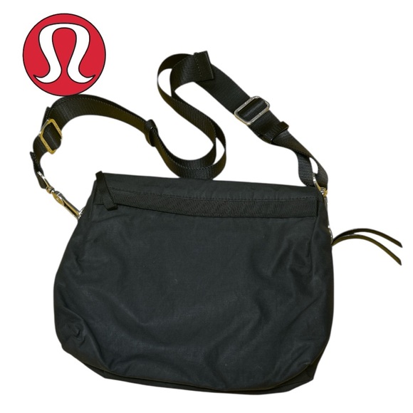 Lululemon Black Om Bag - Picture 3 of 5